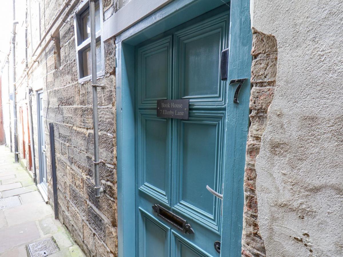 Book House Apartamento Whitby Exterior foto
